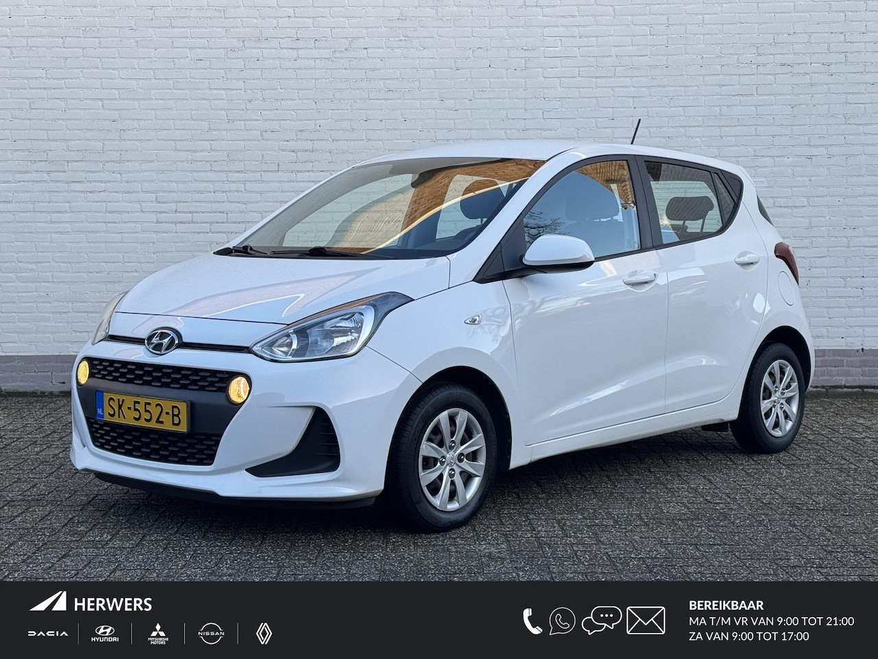 Hyundai i10 - 1.0i Comfort / Navigatie / Cruise / Airco / Apple Carplay & Android Auto / NAP / - AutoWereld.nl