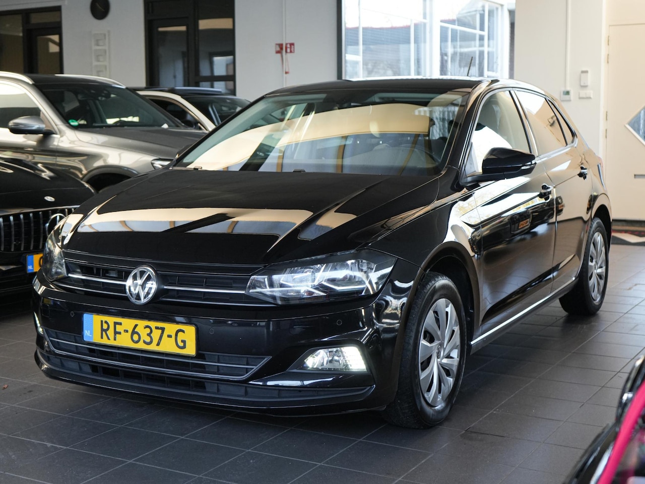 Volkswagen Polo - 1.0 TSI Comfortline | NAVI | CARPLAY | SENSOREN V+A - AutoWereld.nl