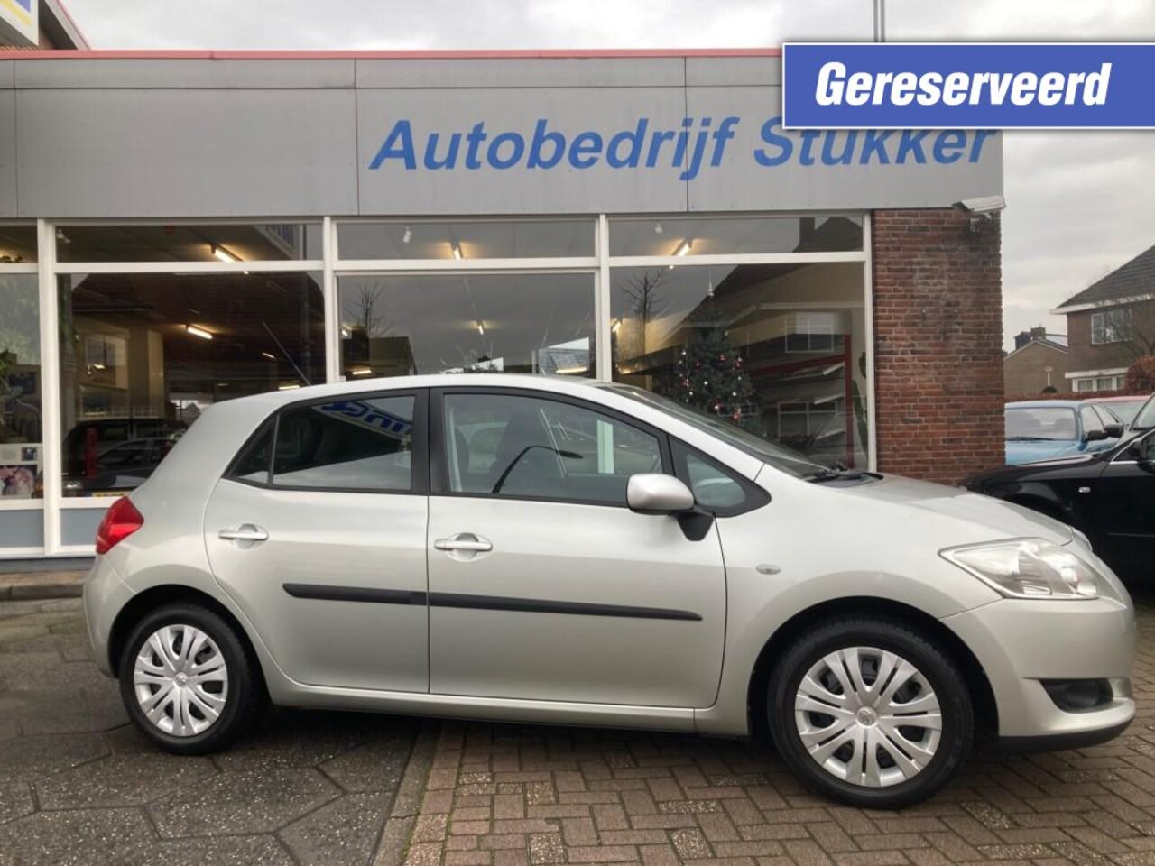 Toyota Auris - 1.6 VVT-i Aspiration 5 drs.Airco  Trekhaak - AutoWereld.nl