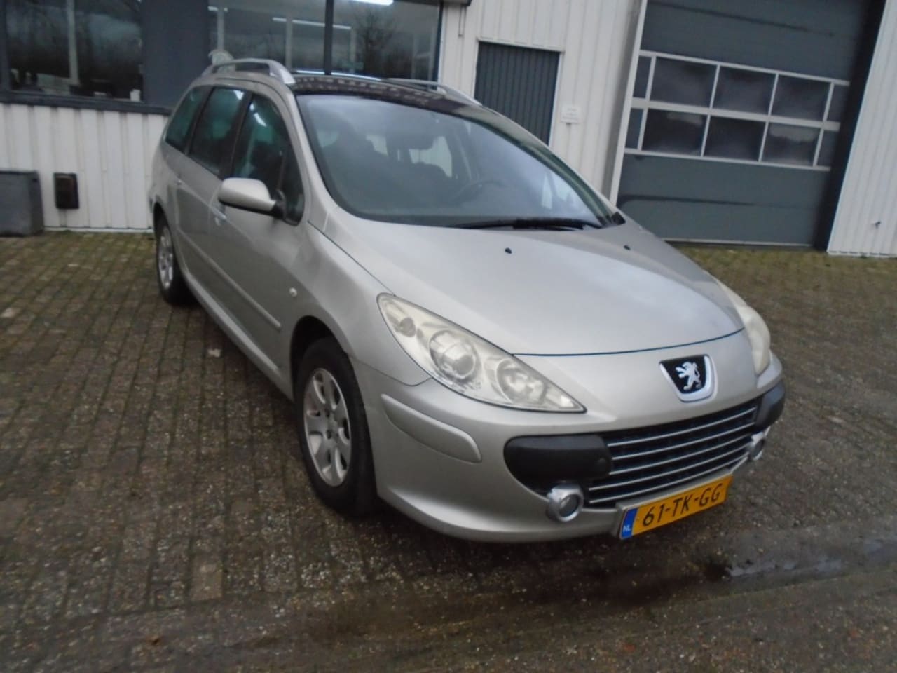 Peugeot 307 - 1.6-16V PACK - AutoWereld.nl