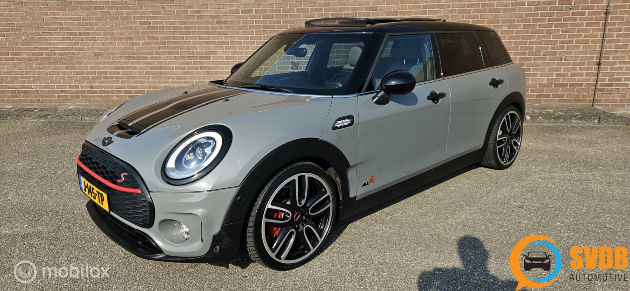 MINI Clubman - 2.0 Cooper S ALL4 Chili Bus Plus/JCW pakk/pano. - AutoWereld.nl