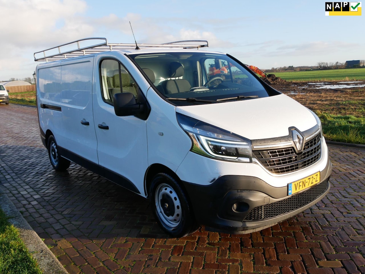 Renault Trafic - 2.0 dCi 120 T29 L2H1 Comfort AC NAVI - AutoWereld.nl