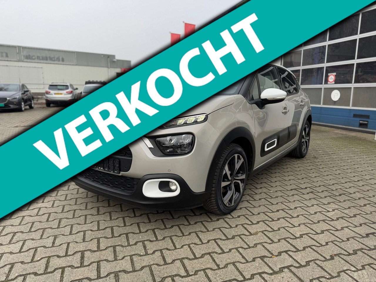 Citroën C3 - 1.2 PureTech Shine Automaat (Rijklaarprijs / BOVAG) - AutoWereld.nl