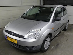 Ford Fiesta - 1.3 Ambiente - Stuurbekr - Nieuwe APK - Mooie auto