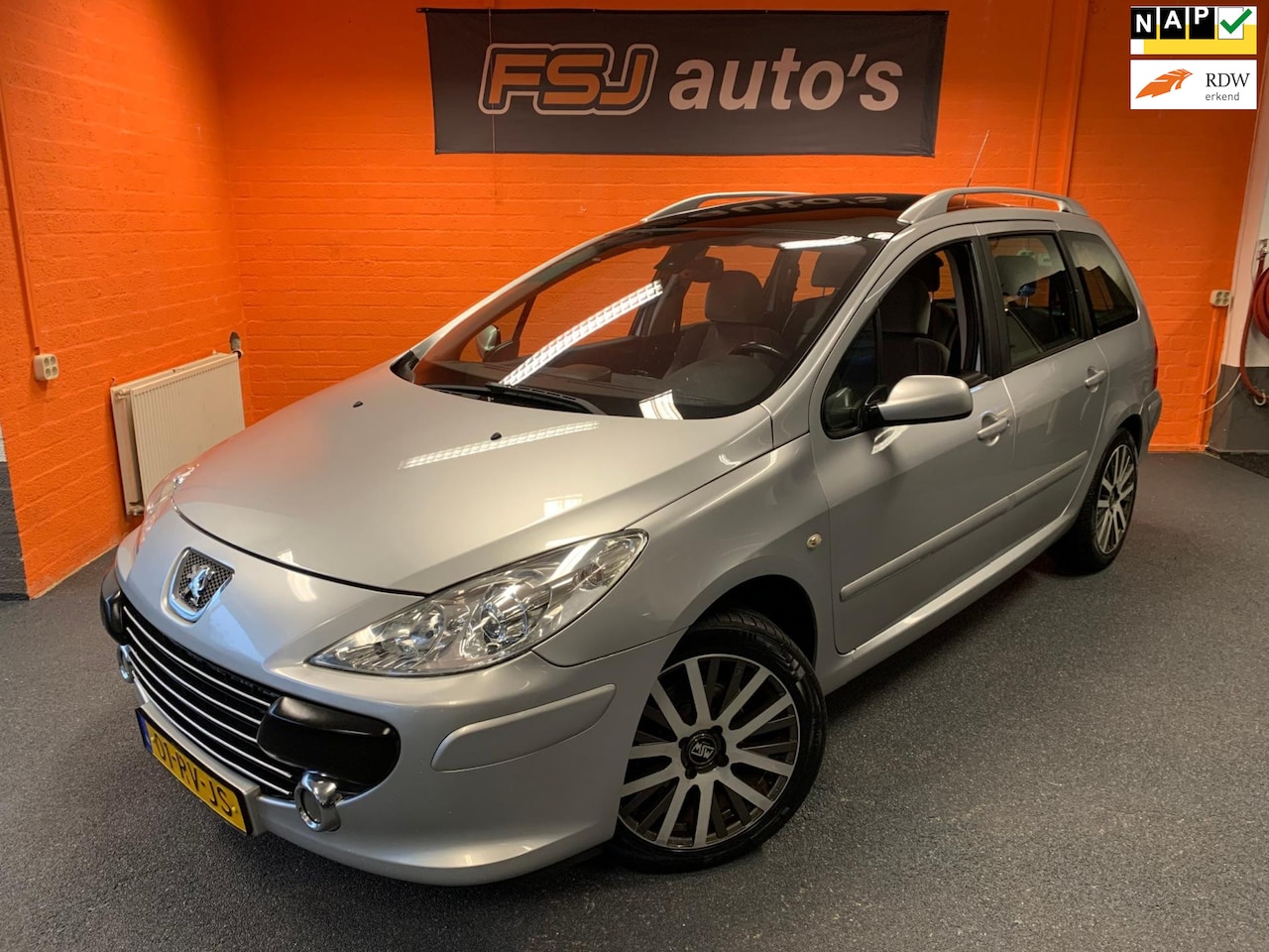 Peugeot 307 SW - 2.0 16V / PACK / PANODAK / APK 14-08-2025!! - AutoWereld.nl