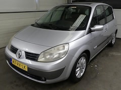 Renault Scénic - 2.0-16V PrivilLuxe - Automaat - Handgas - Trekhaak