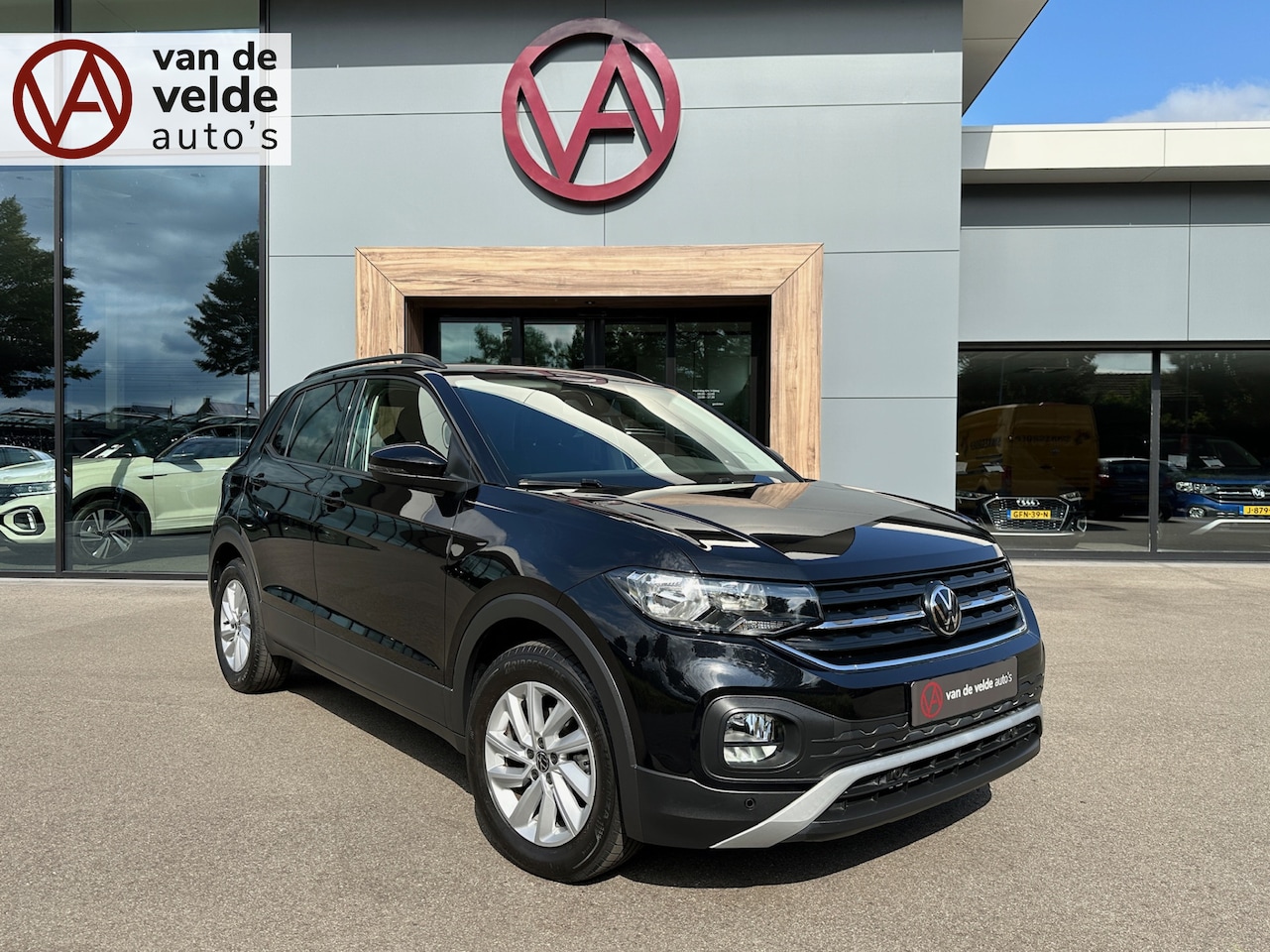 Volkswagen T-Cross - 1.0 TSI 110pk DSG Life | Carplay | Adapt. Cruise | Rijklaar incl. 1 jaar Bovag garantie - AutoWereld.nl