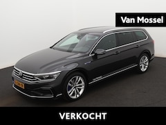 Volkswagen Passat Variant - 1.4 TSI PHEV GTE Business 218 PK | Automaat | Trekhaak | Panoramadak | Camera | Privacy gl