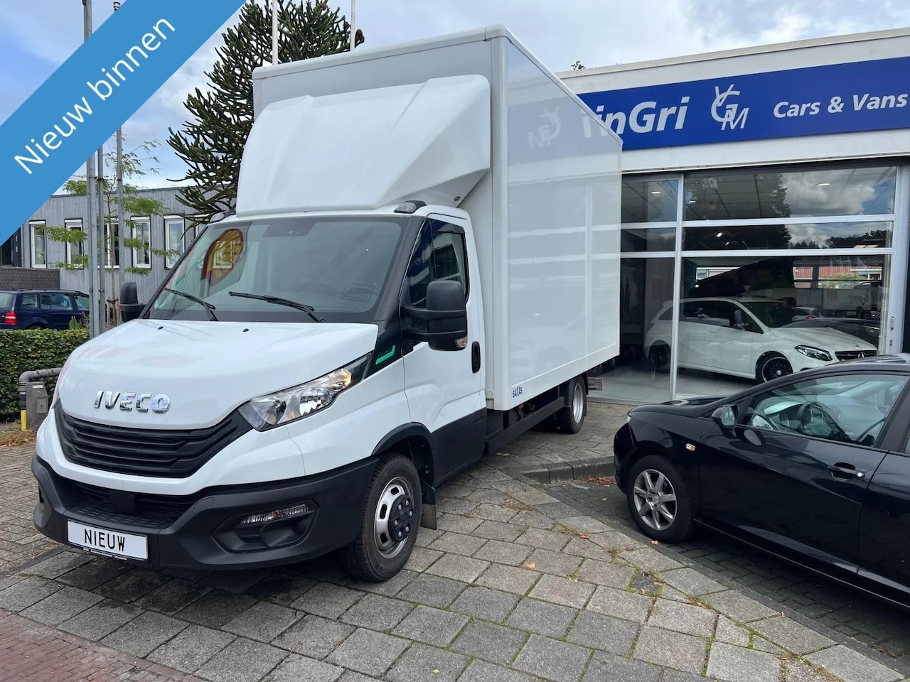 Iveco Daily - Bakwagen 4,20m 2.70m hoog CNG gas / Laadklep / Dubbellucht - AutoWereld.nl