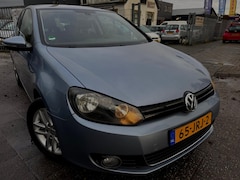 Volkswagen Golf - 1.4 TSI Highline