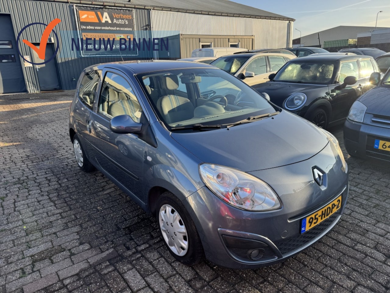 Renault Twingo - 1.2-16V Dynamique 1.2-16V Dynamique - AutoWereld.nl