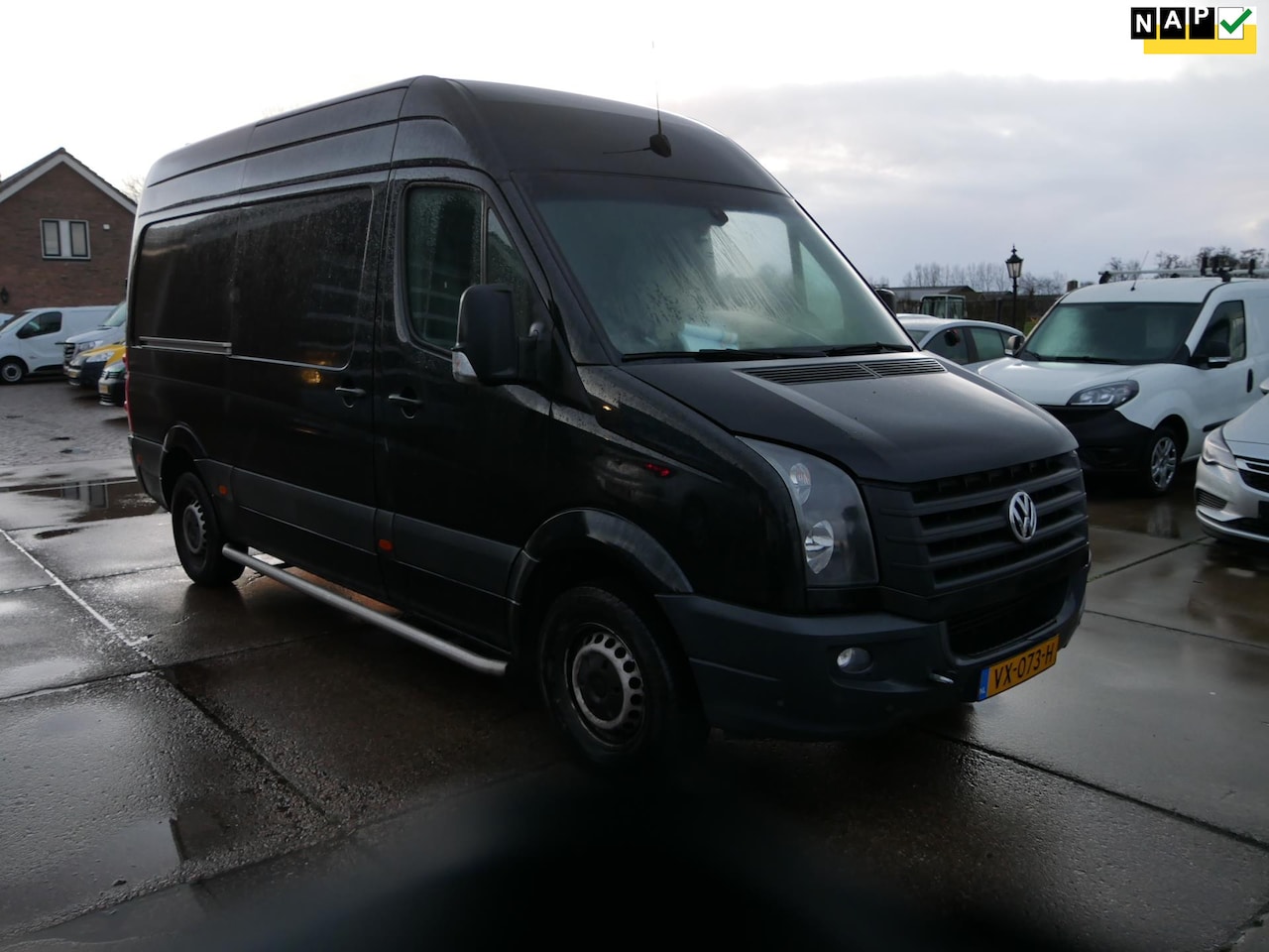 Volkswagen Crafter - 32 2.0 TDI L2H2 32 2.0 TDI L2H2 100kW (engine broken) - AutoWereld.nl