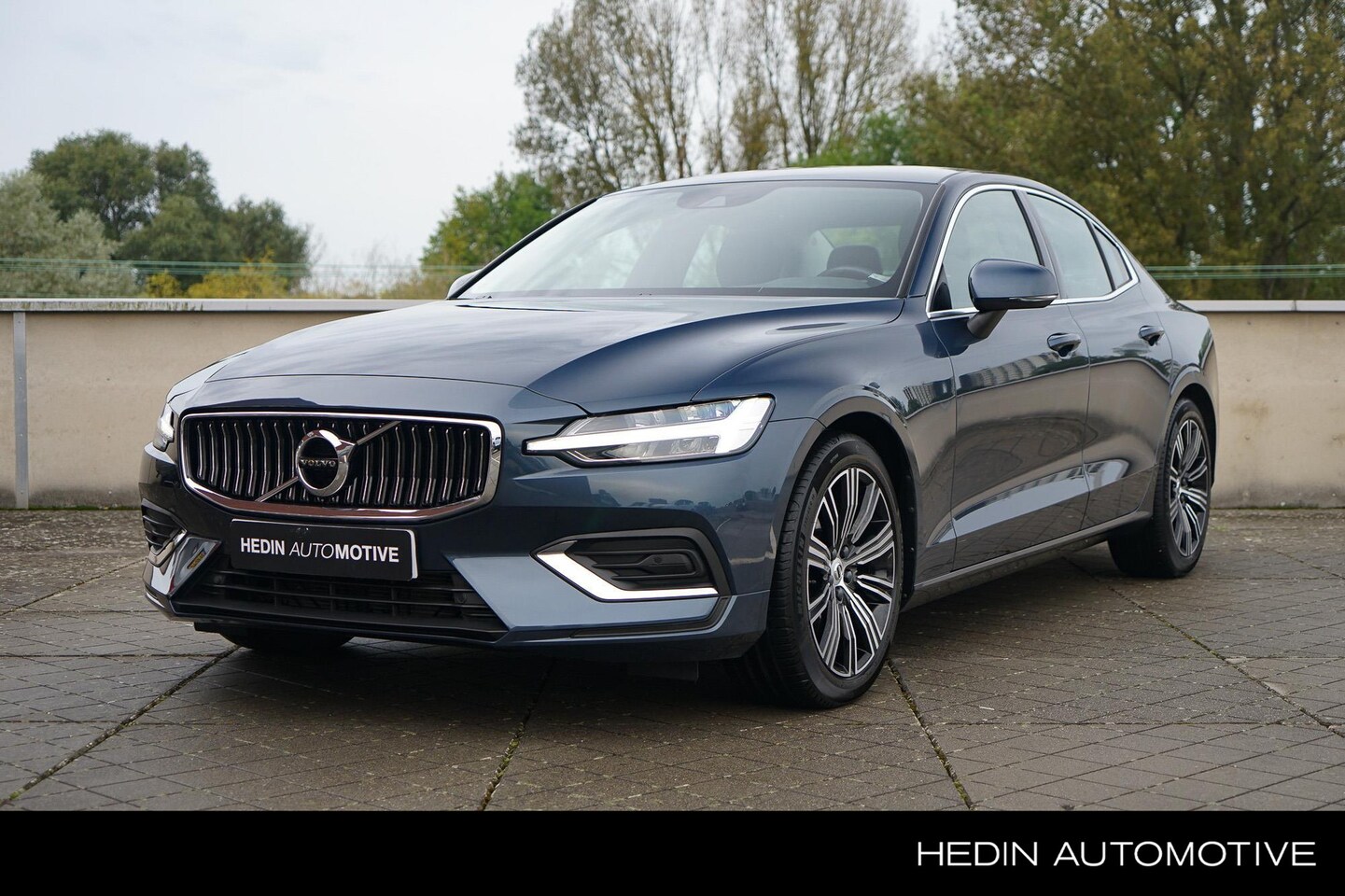 Volvo S60 - 2.0 B3 Inscription Elektrisch verstelbare bestuurdersstoel | Pilot Assist | Keyless Entry - AutoWereld.nl