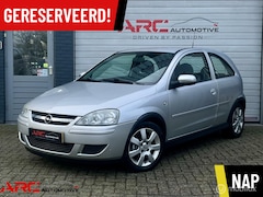 Opel Corsa - 1.2-16V Silverline - Airco - Nieuwe APK