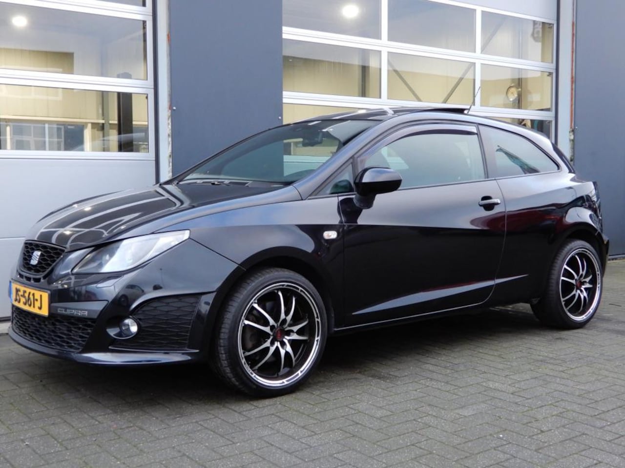 Seat Ibiza SC - 1.4 TSI Cupra Panoramadak/Clima/Xenon - AutoWereld.nl