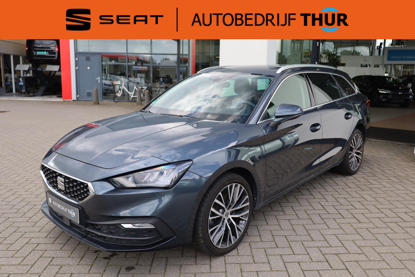 Seat Leon Sportstourer - 1.4 TSI eHybrid PHEV Xcellence 204PK / 150kW, elektrische achterklep met voetbediening, st - AutoWereld.nl