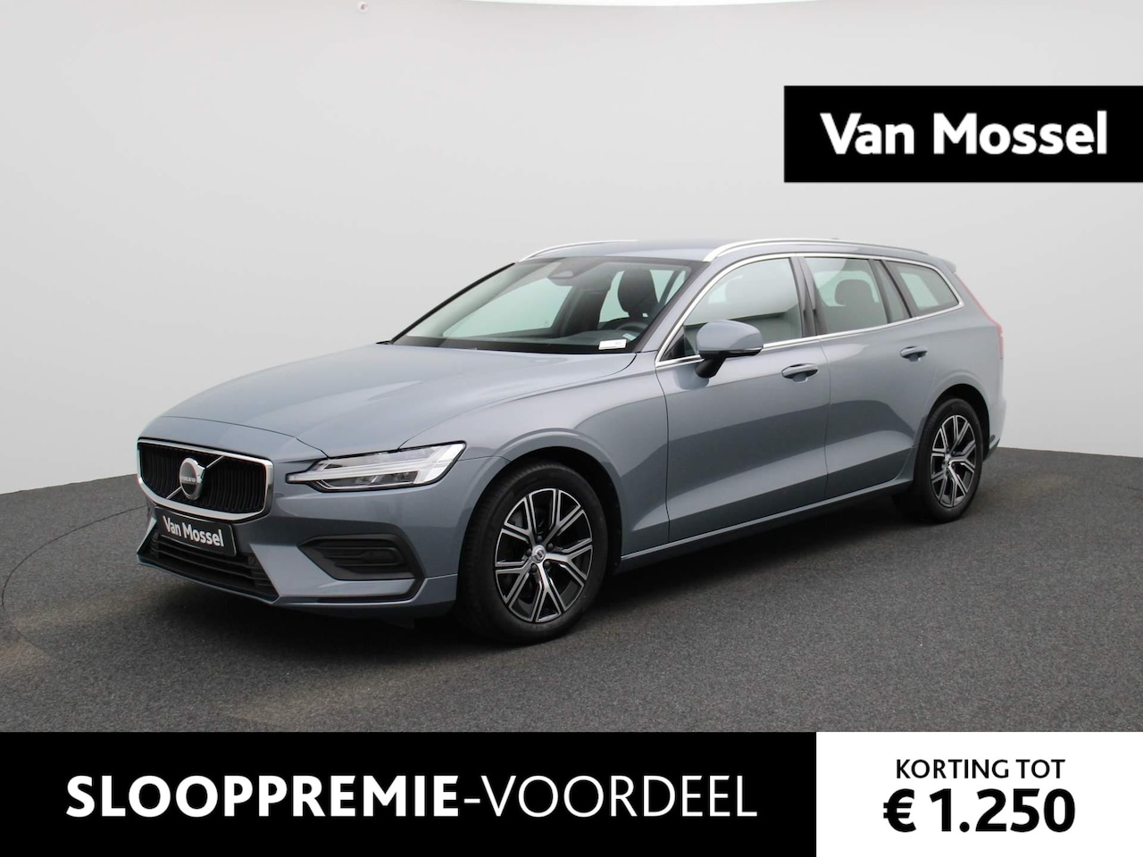 Volvo V60 - 2.0 B3 Essential | Navigatie | Camera | LED Verlichting | Stoel + Stuurverwarming | - AutoWereld.nl