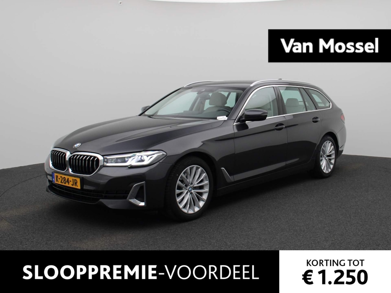 BMW 5-serie Touring - 520i High Executive Edition | Leder | Navigatie | Clima | Parkeersensoren | Lichtmetalen V - AutoWereld.nl