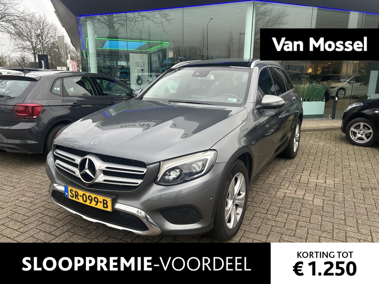 Mercedes-Benz GLC-klasse - 250 4MATIC Premium Plus | VERWACHT | PANORAMADAK | 360-CAMERA | WEGKLAPBARE TREKHAAK | LED - AutoWereld.nl