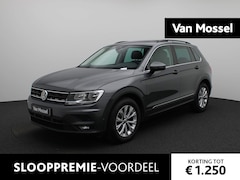 Volkswagen Tiguan - 1.5 TSI ACT Comfortline Business | Lederen Bekleding | Navigatie | Camera | Panoramadak |