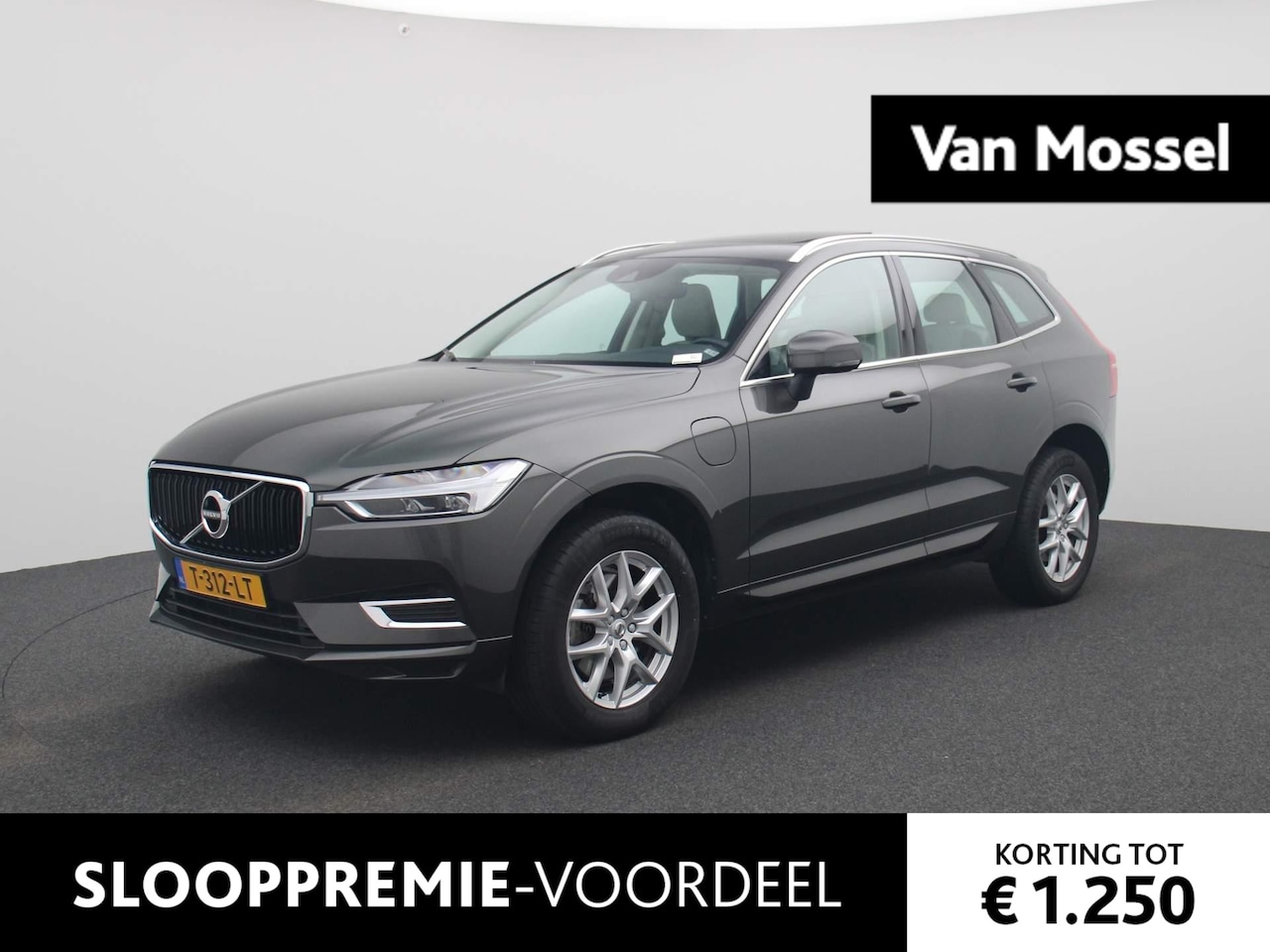 Volvo XC60 - 2.0 T8 Twin Engine AWD Momentum | PANORAMADAK | ACHTERUITRIJCAMERA | PARKEERSENSOREN | CLI - AutoWereld.nl