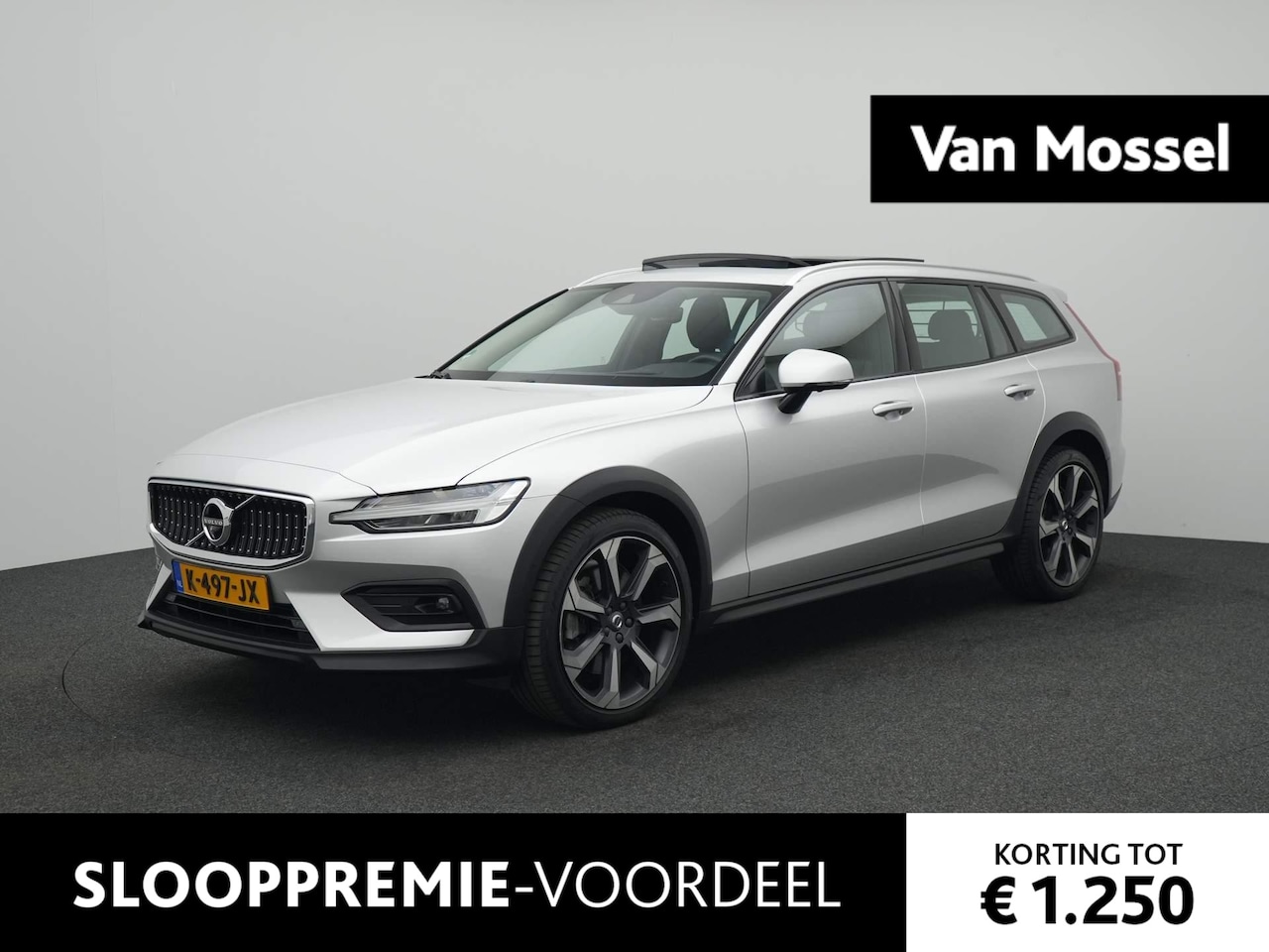 Volvo V60 Cross Country - 2.0 B5 AWD Pro Automaat | Apple/Android Play | Adaptive Cruise | Camera | Panorama Dak | K - AutoWereld.nl