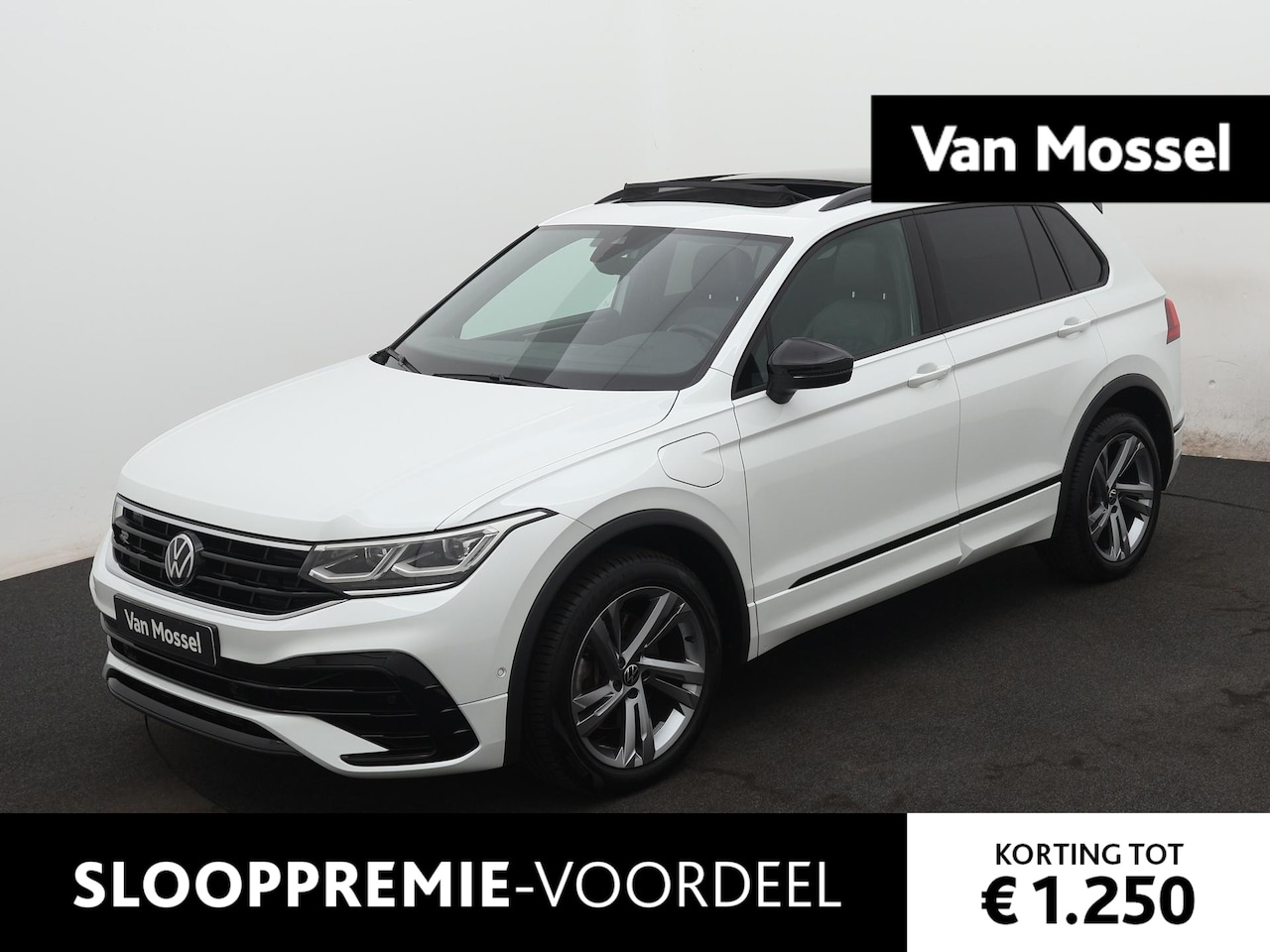 Volkswagen Tiguan - 1.4 TSI eHybrid R-Line Business+ Aut. | 2X R-LINE | Panoramadak |  Elektrische trekhaak | - AutoWereld.nl