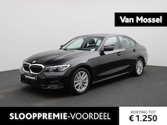 BMW 3-serie - 330e | Navigatie | Camera | Climate-Control | Cruise-Control | Apple-Carplay |