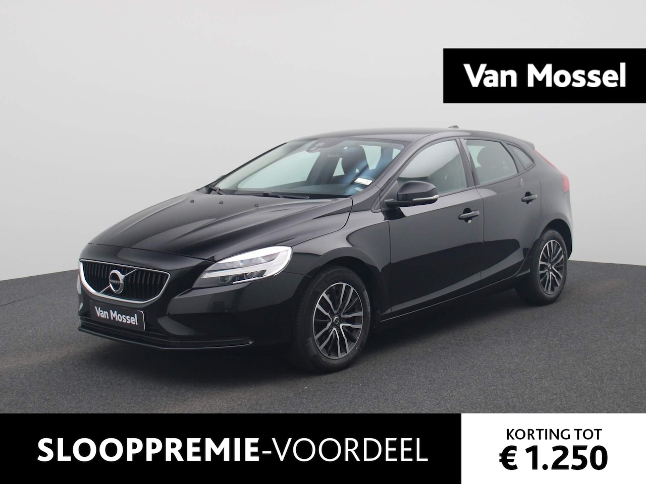 Volvo V40 - 2.0 T2 Momentum | Navigatie | Airco | Cruise-Control | Parkeersensoren | - AutoWereld.nl