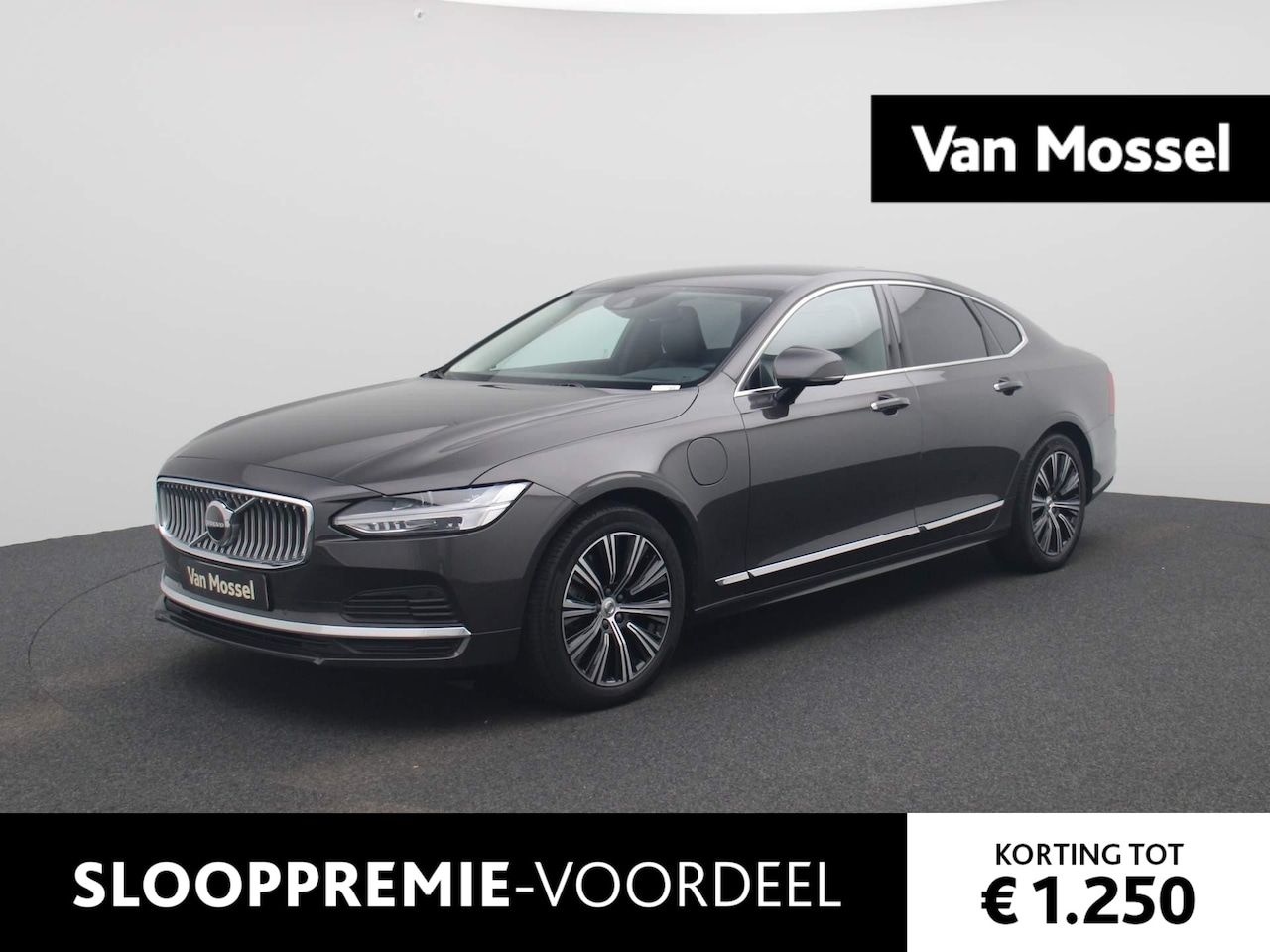 Volvo S90 - 2.0 T8 AWD Inscription | Leder Interieur | Navigatie | Camera | Memory Seats | Stuur + Sto - AutoWereld.nl