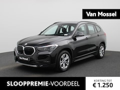 BMW X1 - xDrive25e Executive | Camera | Lederen Bekleding | Navigatie | LED Verlichting |