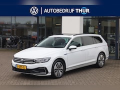 Volkswagen Passat Variant - 1.4 TSI PHEV GTE Business 218PK / 160kW Panoramadak 17" LMV wegklapbare trekhaak achteruit