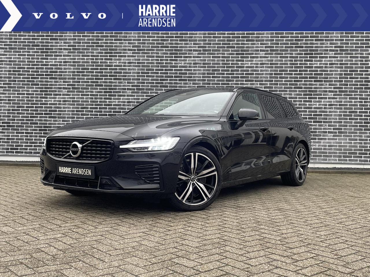 Volvo V60 - 2.0 T8 Recharge AWD R-Design Adaptive Cruise Control | Extra getint glas achter | Parkeerc - AutoWereld.nl