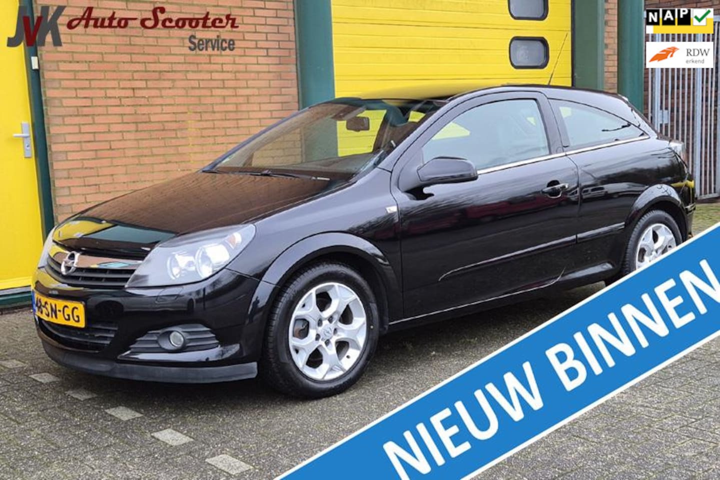 Opel Astra GTC - 1.6 Cosmo Airco! Nette Auto! - AutoWereld.nl