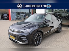 Volkswagen Tiguan - 1.5 eTSI R-Line Business 150PK / 110kW, Rondomzicht camera, high end audioinstallatie, ver