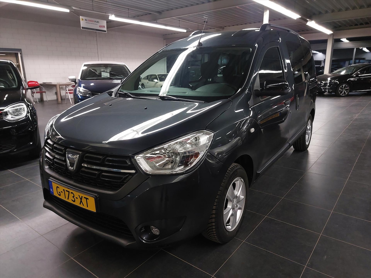 Dacia Dokker - 1.3 TCe 130pk GPF Lauréate - AutoWereld.nl