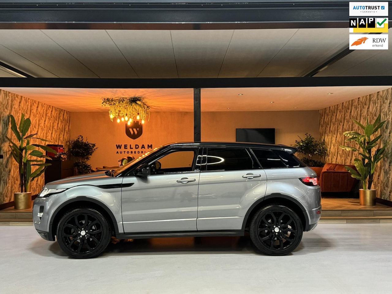 Land Rover Range Rover Evoque - 2.0 Si 4WD Dynamic Garantie Meridian Memory Pano Navi Xenon LED Leder Rijklaar - AutoWereld.nl