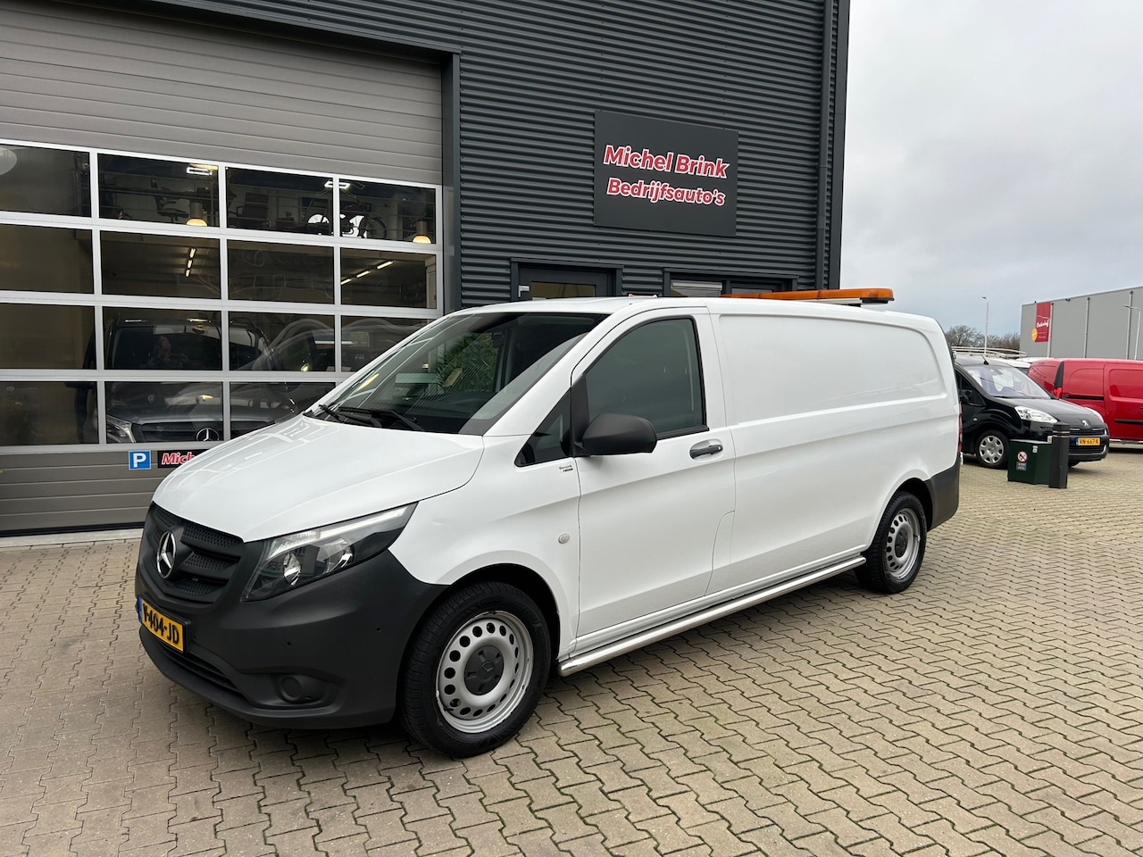 Mercedes-Benz Vito - 114 CDI Extra Lang 4x4 Automaat - AutoWereld.nl