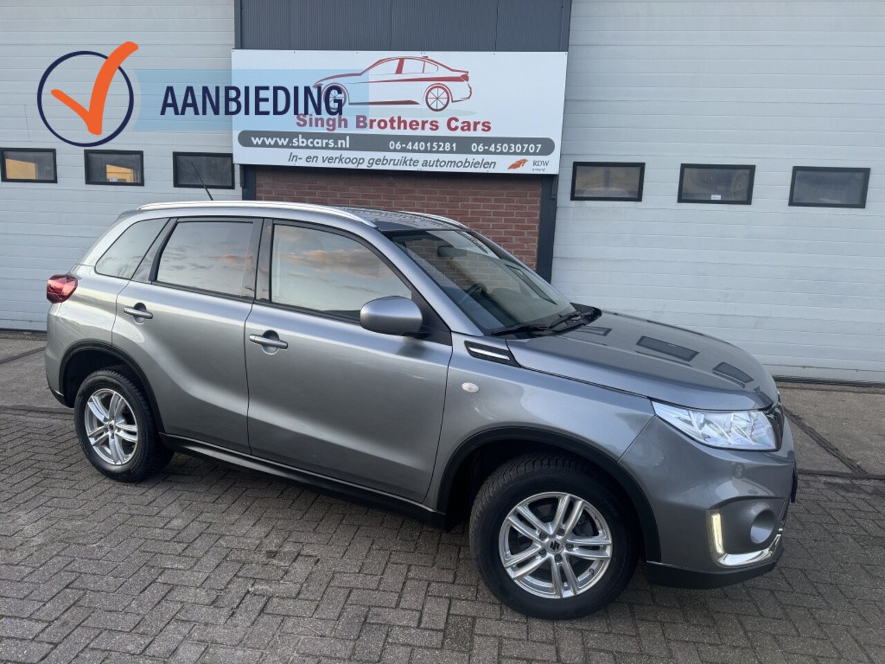 Suzuki Vitara - 1.0 B.jet Comfort Camera NAVI INRUIL MOG!!! - AutoWereld.nl