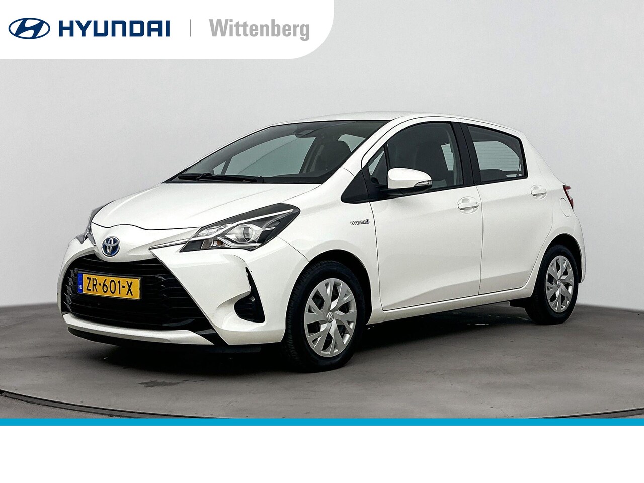 Toyota Yaris - 1.5 Hybrid Active | Navigatie | Climate Controle | achteruit Camera | - AutoWereld.nl