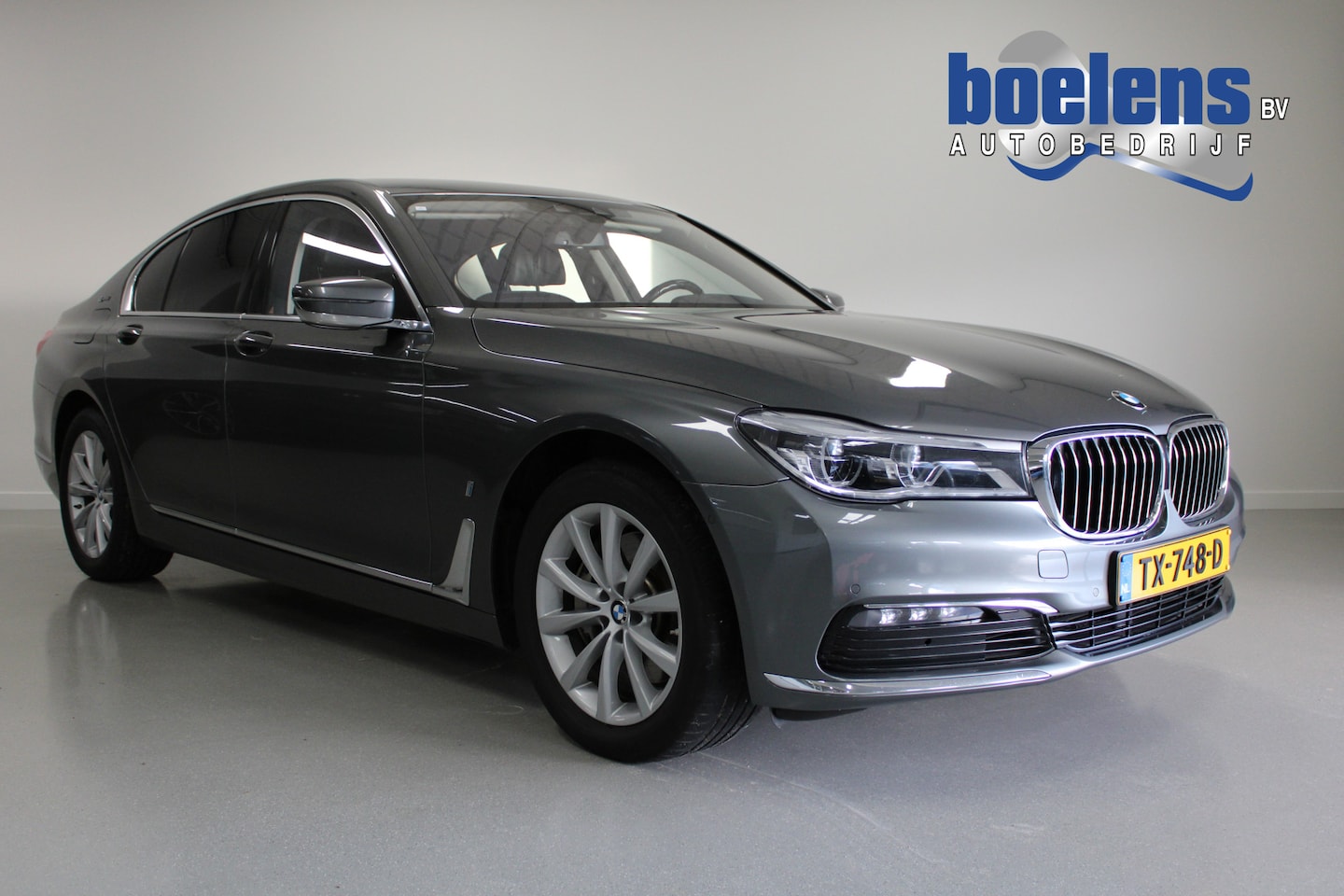 BMW 7-serie - 740e iPerformance High Executive | NL-AUTO! | NAVI | STOEL-VERW | CLIMA | 4W-BEST | CAMERA - AutoWereld.nl