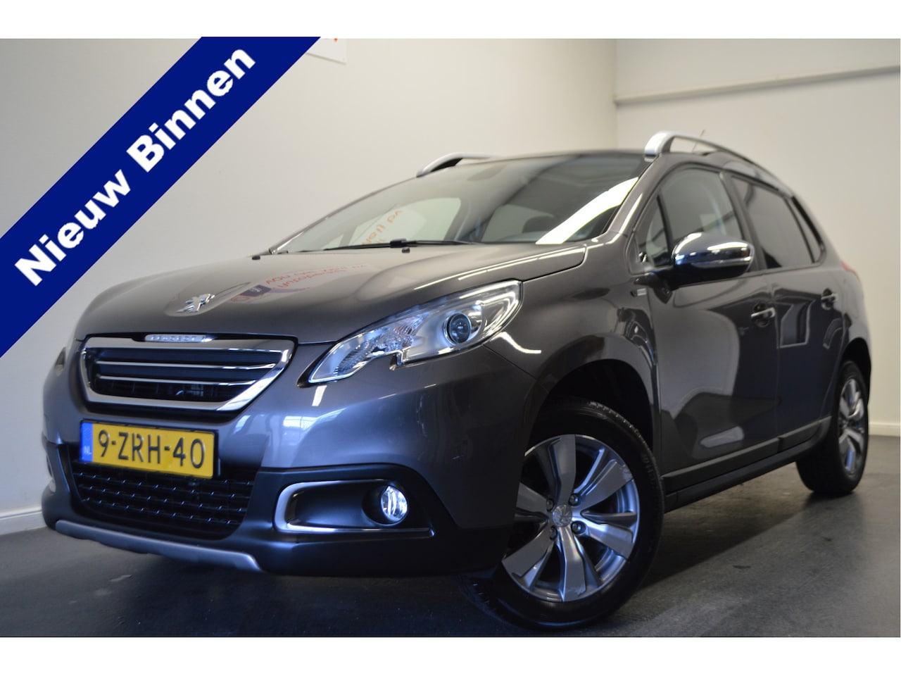 Peugeot 2008 - 1.2 PureTech Style 1.2 PureTech Style , TREKHAAK , CLIMATR , PANODAK  ,  CR CONTR , LMV16 , NAVI , - AutoWereld.nl