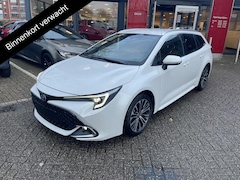 Toyota Corolla Touring Sports - 1.8 Hybrid First Edition | Stoel-Stuur verwarming | Naviagtie | Elketrische kofferbak