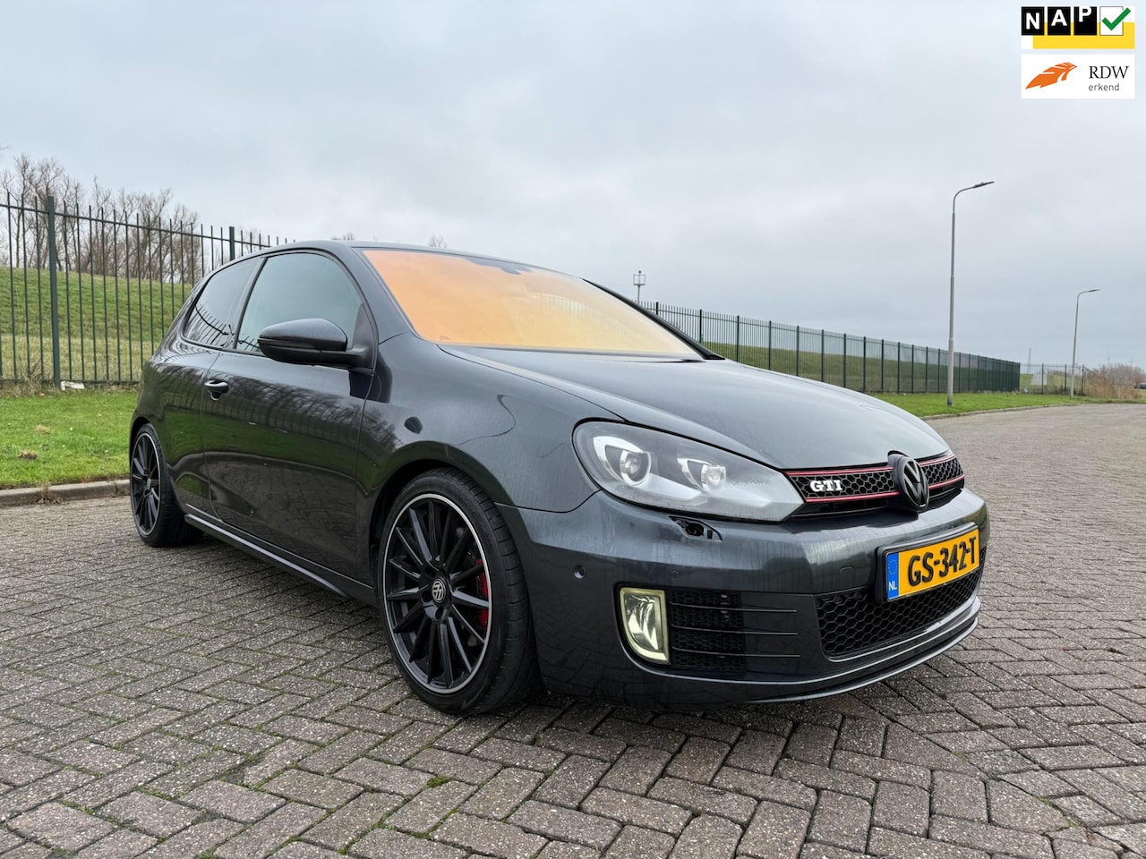 Volkswagen Golf - 2.0 GTI 2.0 GTI - AutoWereld.nl