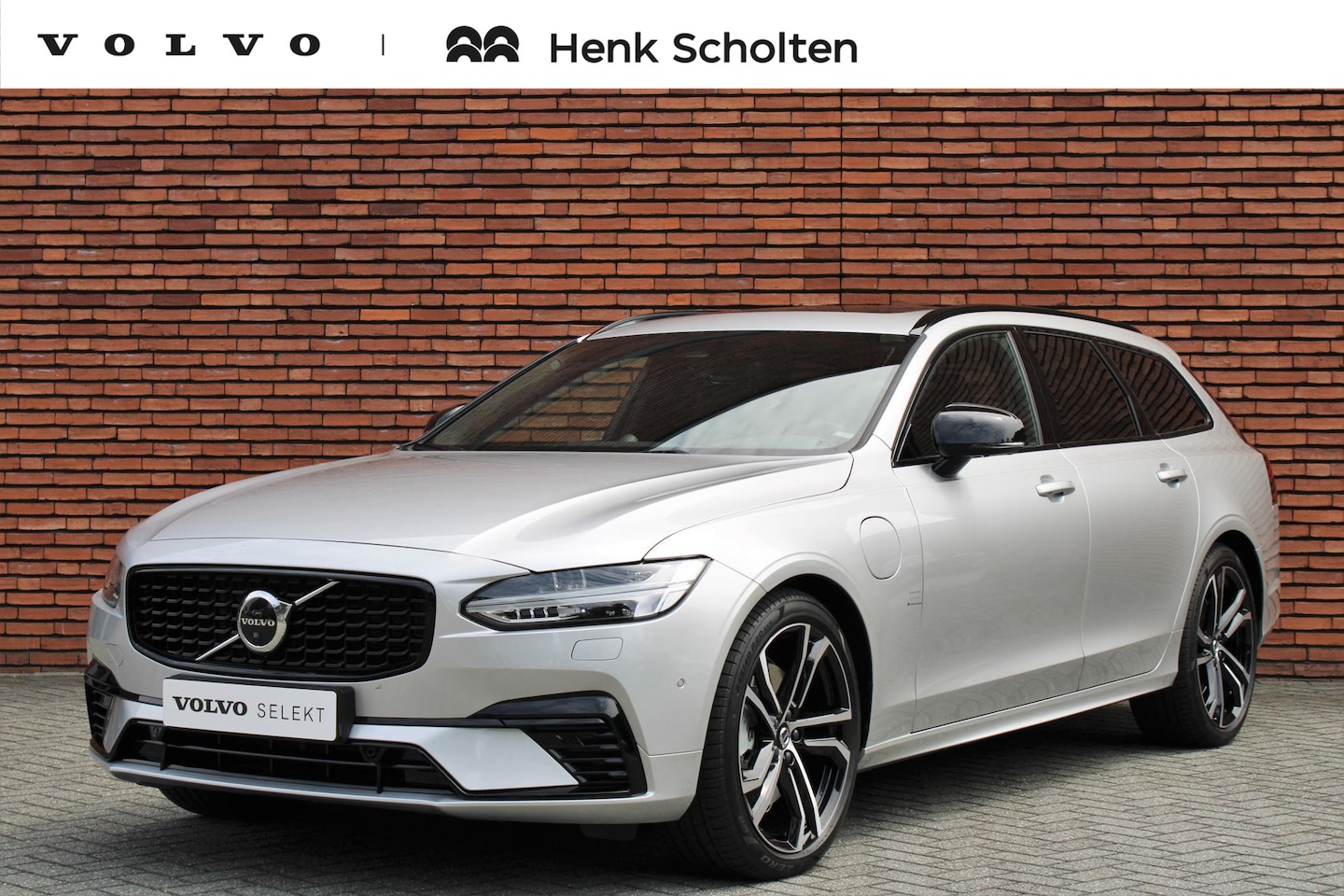 Volvo V90 - T8 AUT8 391PK AWD R-Design | Luchtvering| Bowers & Wilkins| Geperforeerd Leder| 360 Graden - AutoWereld.nl