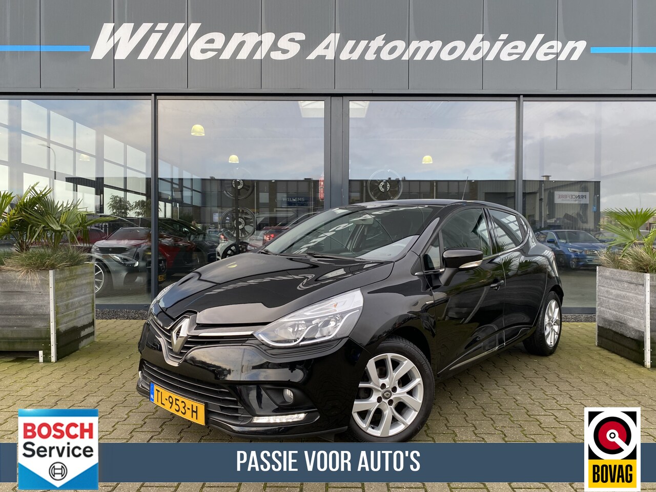 Renault Clio - 0.9 TCe Limited Navigatie , Cruise Control ,Pdc - AutoWereld.nl