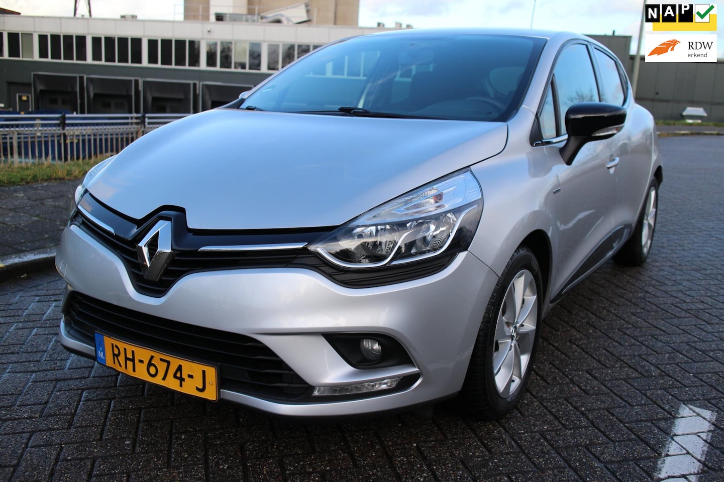 Renault Clio - 0.9 TCe Limited 0.9 TCe Limited - AutoWereld.nl