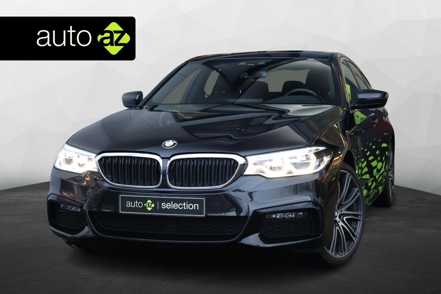 BMW 5-serie - 530e iPerformance High Executive / Schuifdak - AutoWereld.nl