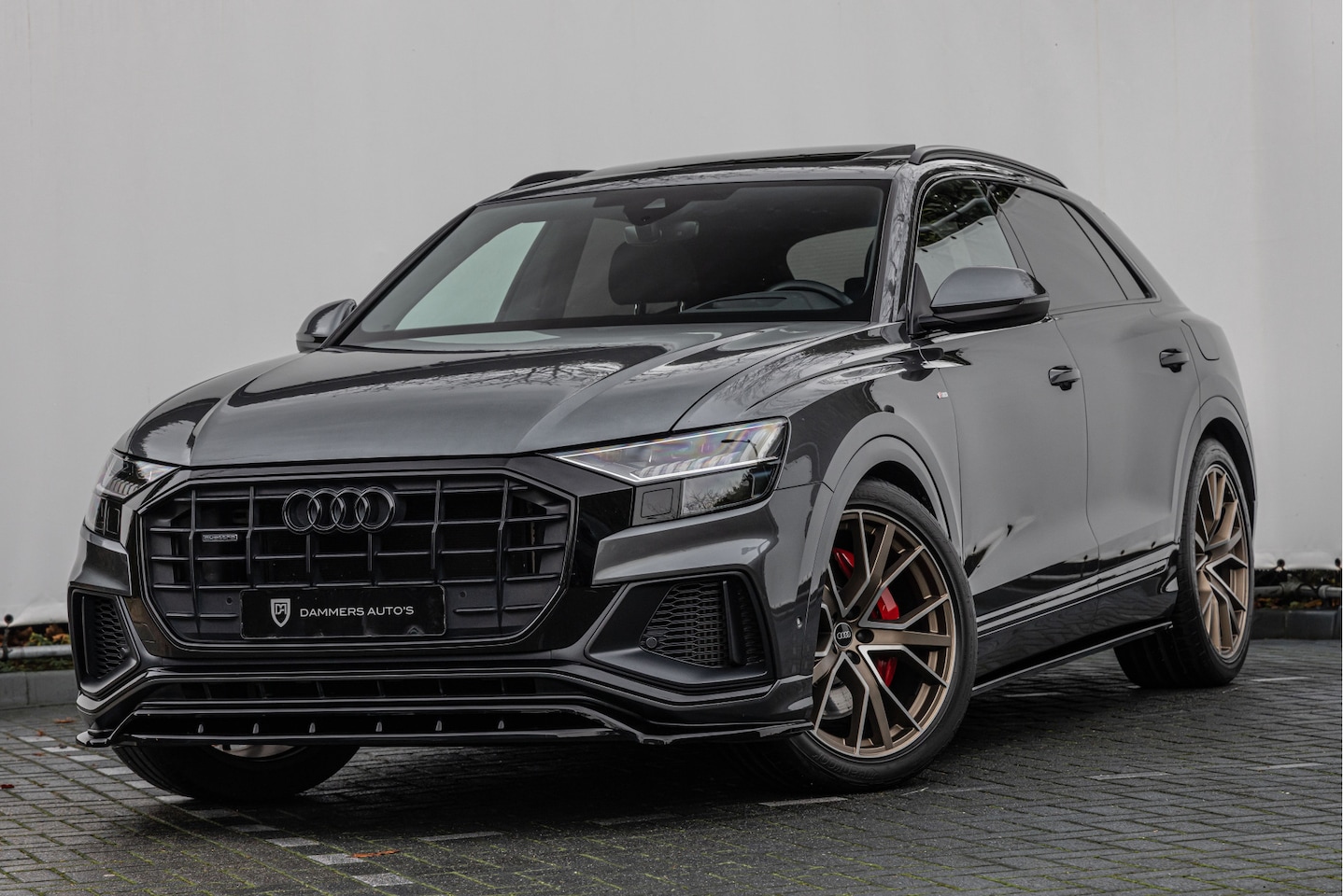 Audi Q8 - 55 TFSI-e 381pk Quattro S-line Pano B&O HD-Matrix LED HuD 22'' - AutoWereld.nl