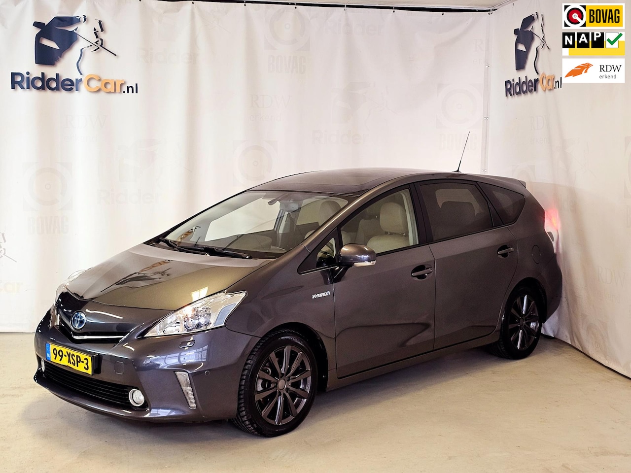 Toyota Prius Wagon - 1.8 Dynamic Business|GARANTIE|1E EIG|NAP|PANO|NAVI|AIRCO| - AutoWereld.nl